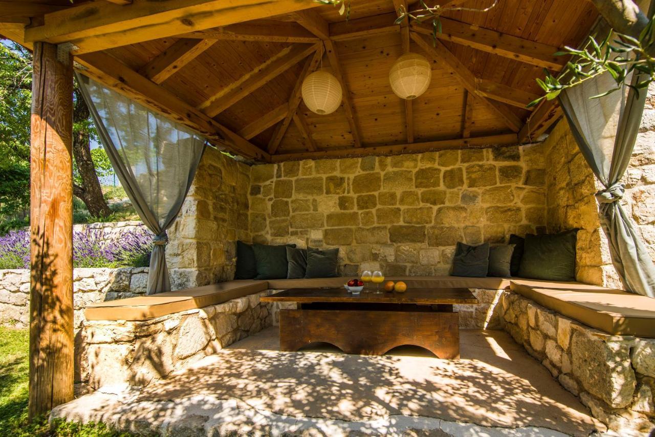 Holiday Home Radic Klis Luaran gambar