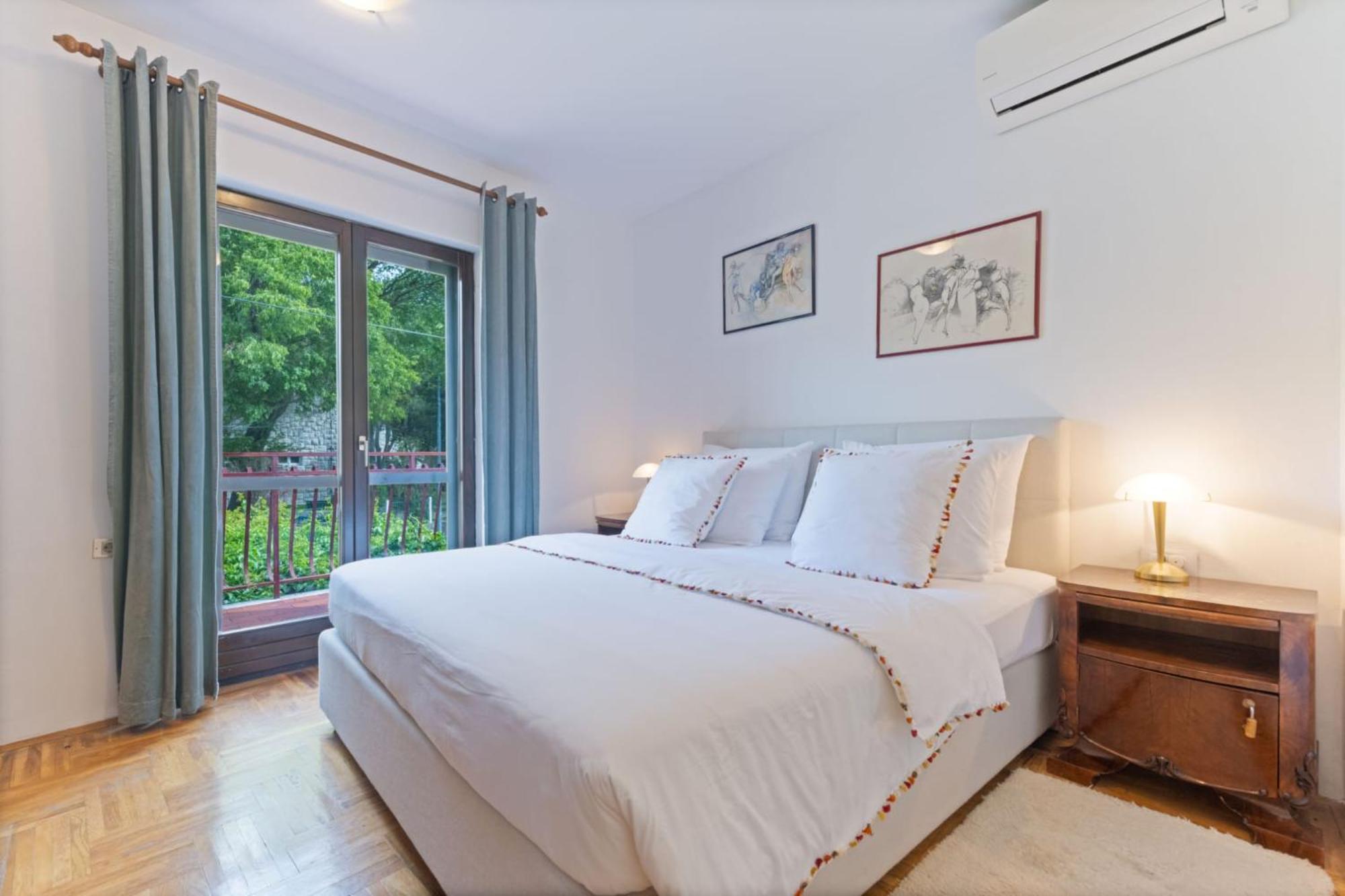 Holiday Home Radic Klis Luaran gambar