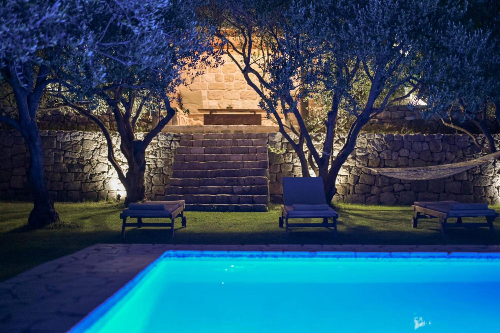 Holiday Home Radic Klis Luaran gambar